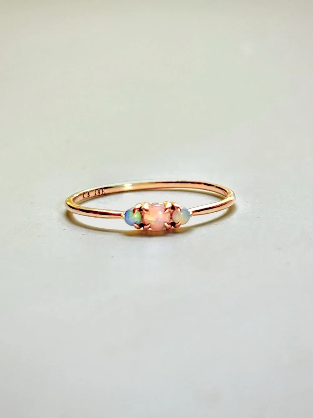 Catbird Gold Tone Three-Stone White Round Opal Prong Band Ring Size 8